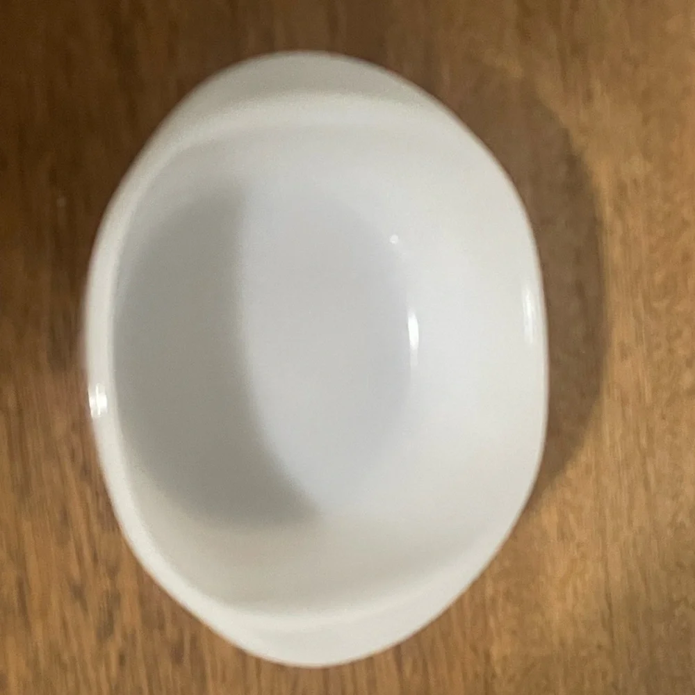 Vintage Pyr-O-Rey 8 Inch Casserole Baking Dish By Vitrocrisa Milk Glass Flowers